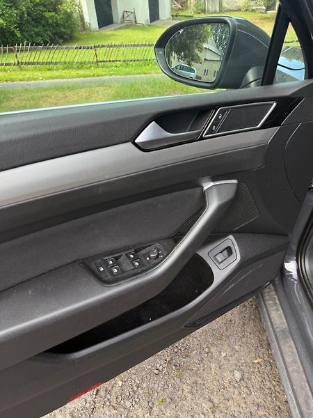 Volkswagen Passat (2018) - fotka 15 z 17