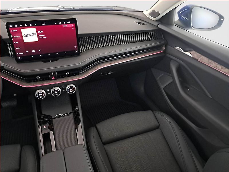 Škoda Superb (2024) 2.0 TDI - fotka 8 z 22
