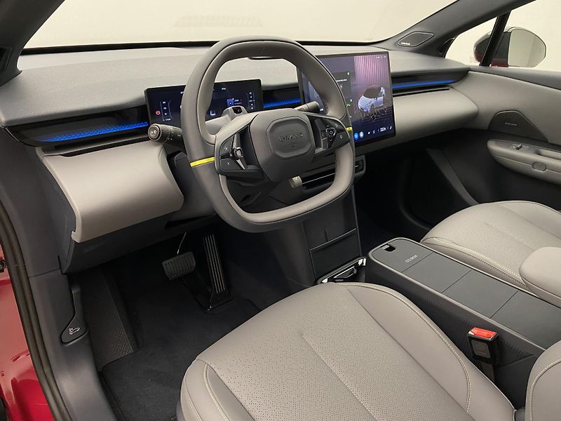 Lynk & Co 02 (2025) MORE - fotka 4 z 85