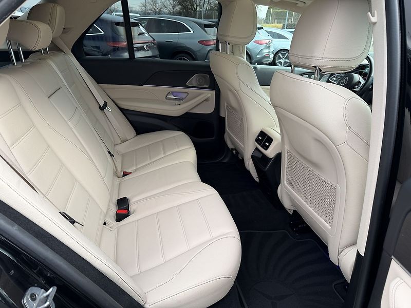 Mercedes-Benz GLE 400d 4MATIC - fotka 11 z 29