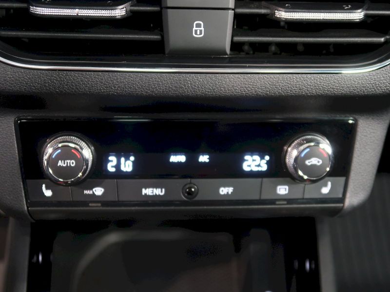 Škoda Scala (2021) MONTE CARLO 1.0TSI 70KW - fotka 21 z 34