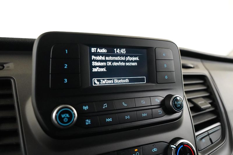 Ford Tourneo Custom - fotka 18 z 24