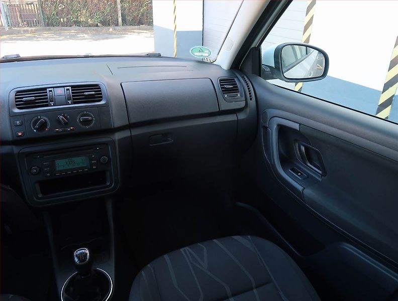 Škoda Fabia (2013) 1.2 TSI, po STK, udržované - fotka 8 z 18