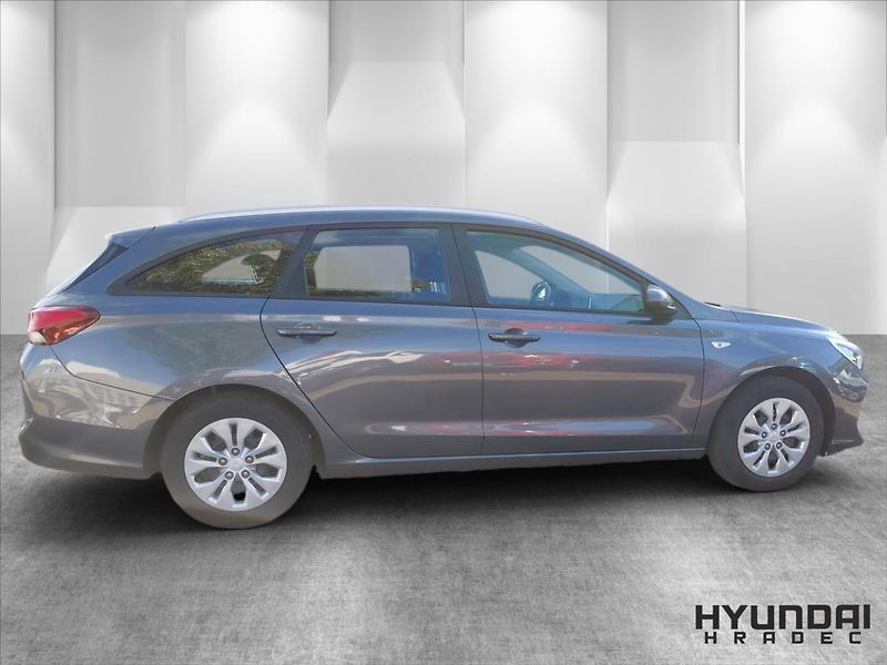 Hyundai i30 1,4   1.4CVVT Start Plus - fotka 4 z 22