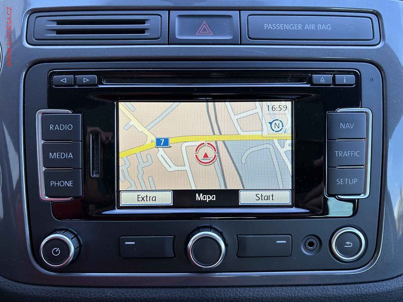 Volkswagen Tiguan (2014) 2.0 TDi 4x4, Sport, DSG - fotka 11 z 18