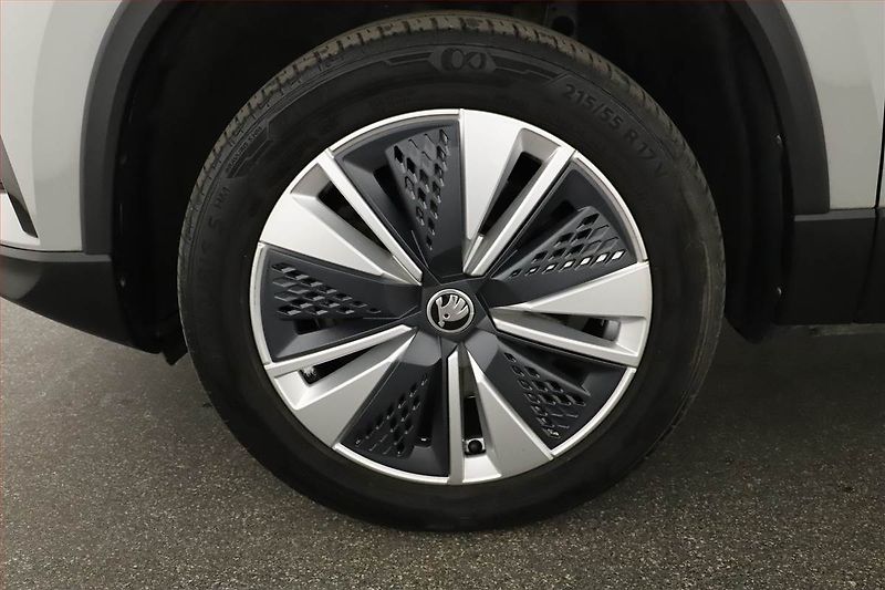 Škoda Karoq (2024) 2.0 TDI - fotka 15 z 23
