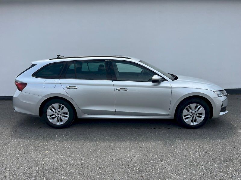 Škoda Octavia (2025) Selection 1.5 TSI 110 kW - fotka 7 z 33