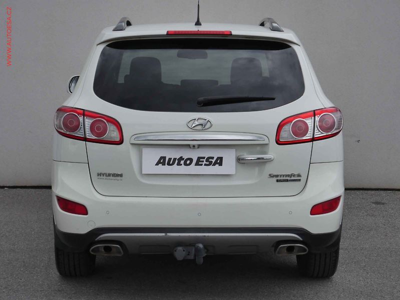 Hyundai Santa Fe (2013) 2.2CRDi 4x4, ČR, AC, TZ, kůže - fotka 5 z 20