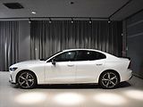 Volvo S60 2,0 B5 AWD Ultra Pano,Headup - náhled 1