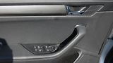 Škoda Superb Combi 2,0 TDI DSG Style - náhled 9