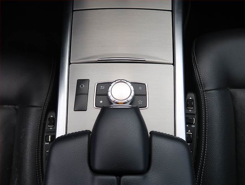 Mercedes-Benz Třídy E (2013) Elegance E 220 CDI, Automat - fotka 16 z 20