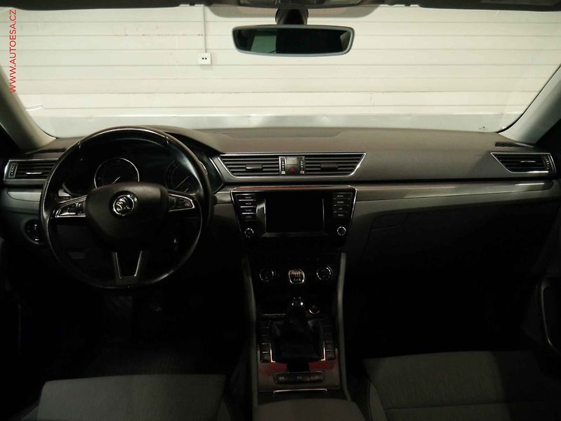 Škoda Superb (2016) 2.0 TDI 4x4, ČR, bixen - fotka 8 z 22