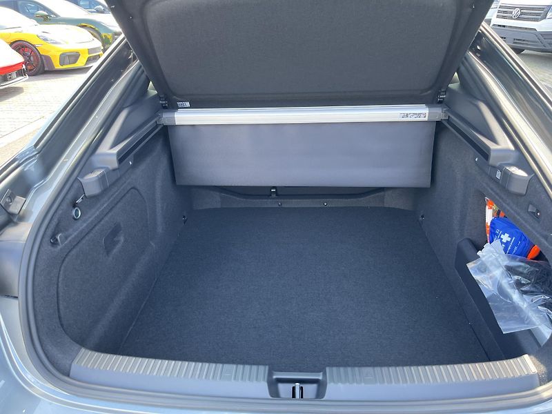 Škoda Superb SPORTLINE 2.0TDI 142kW 4X4 A7A - fotka 22 z 25