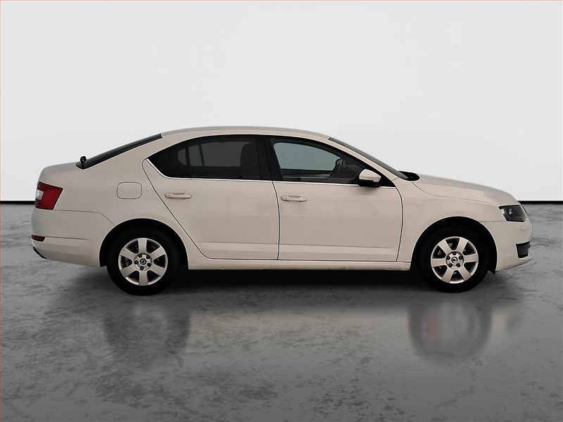 Škoda Octavia (2015) 1.6 TDI, Bi-Xenony, Tempomat - fotka 6 z 16