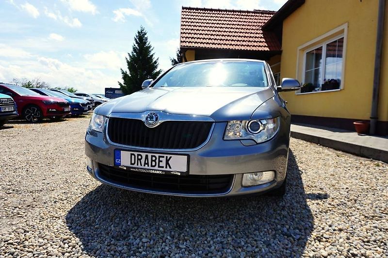 Škoda Superb (2008) ELEGANCE 2,0 TDI 125 kW - fotka 10 z 45