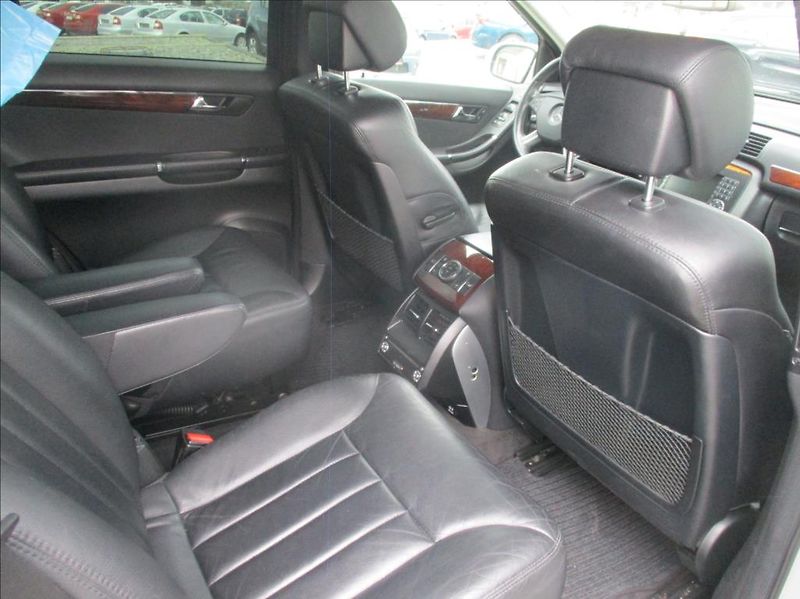Mercedes-Benz Třídy R 3,0 320CDI, AMG, 4MATIC, DPH, - fotka 11 z 49