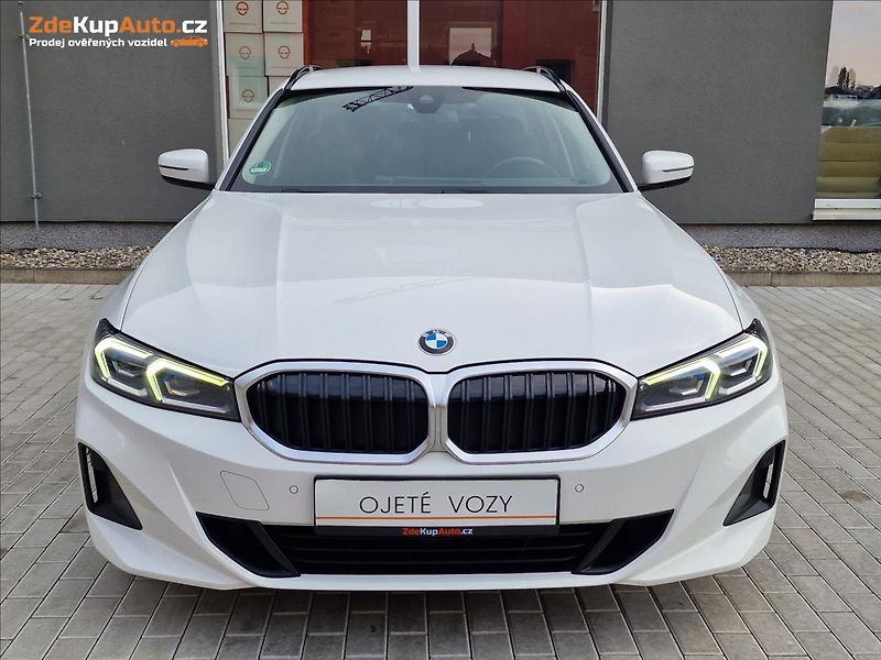 BMW Řada 3 320d LCI, původ ČR,1.Majitel - fotka 4 z 50