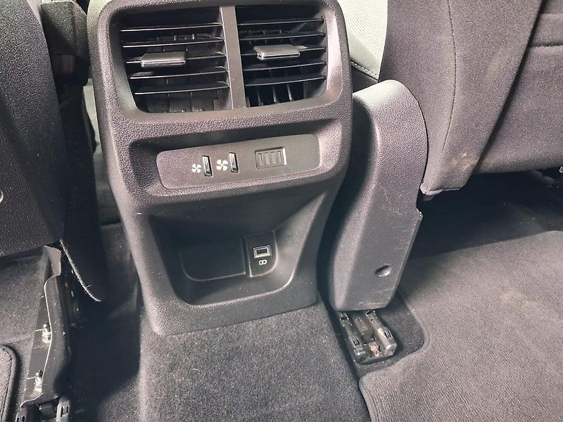 Toyota ProAce City Verso 1.5 D-4D Family Comfort AT - fotka 25 z 28