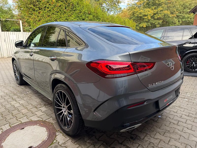 Mercedes-Benz GLE 400d-AMG-R21-PANO-TAŽ-COUPE - fotka 4 z 36