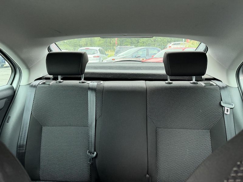 Škoda Rapid 1.2 TSI - fotka 15 z 21