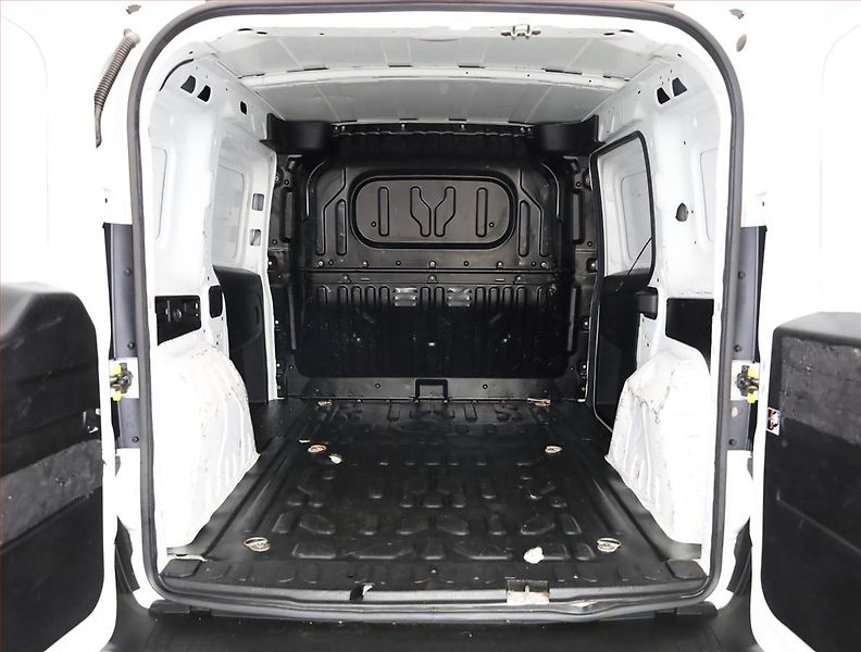 Fiat Dobló (2022) 1.6 MultiJet, DPH - fotka 12 z 12