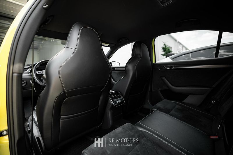 Škoda Superb (2019) Superb SportLine 4x4 200kW - fotka 24 z 45