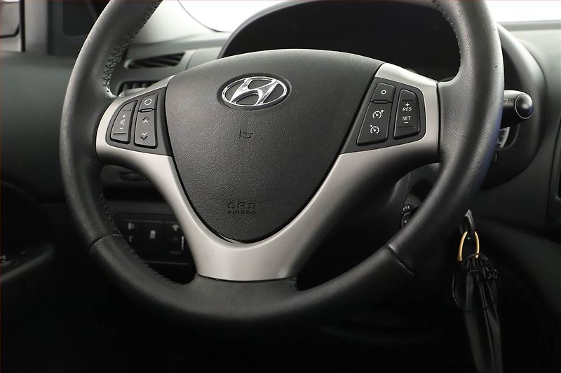 Hyundai i30 (2012) 1.6 CVVT, ČR,1.maj, po STK - fotka 8 z 13