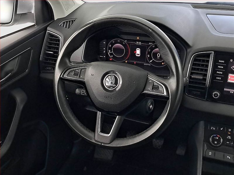 Škoda Karoq (2019) Style 1.6 TDI, ČR,1.maj - fotka 15 z 18
