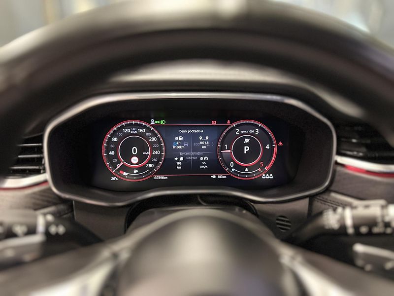 Jaguar XF (2021) 2.0d R-Dynamic, REZERVOVANO - fotka 32 z 56