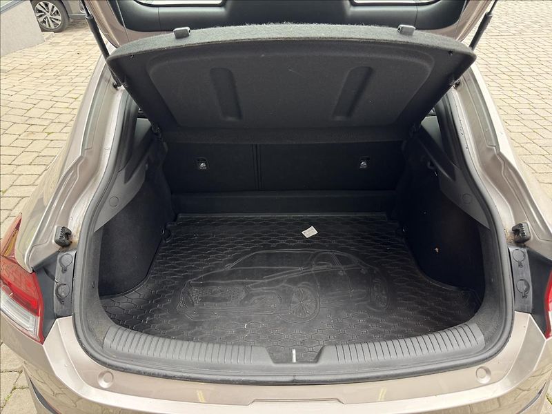 Hyundai i30 1,0 T-GDI Comfort - fotka 9 z 15