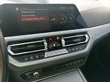 BMW Řada 3 (2022) 2.0 318D A/T Kůže - náhled 14