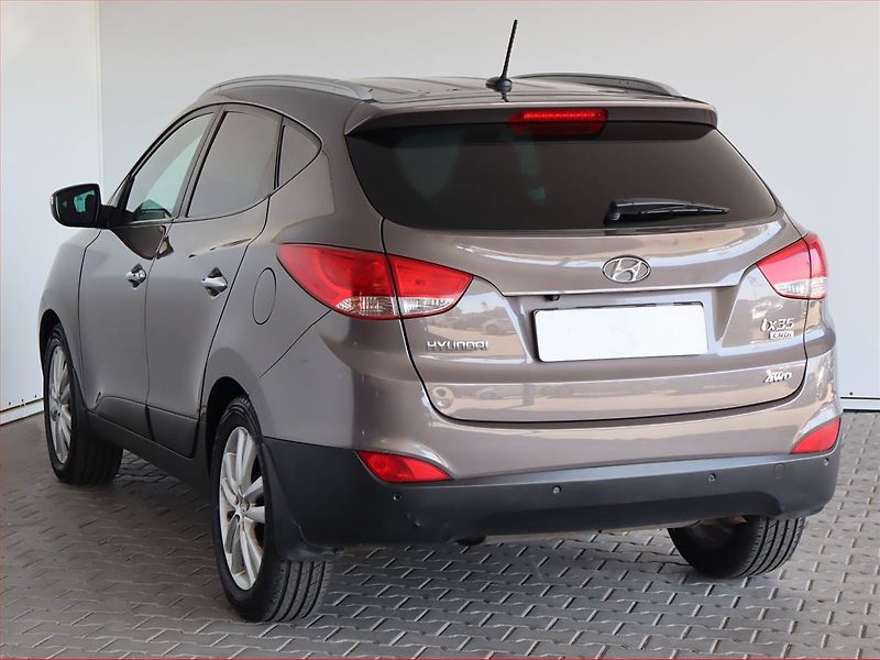 Hyundai ix35 (2013) 2.0 CRDi, 4X4, Automat - fotka 4 z 19