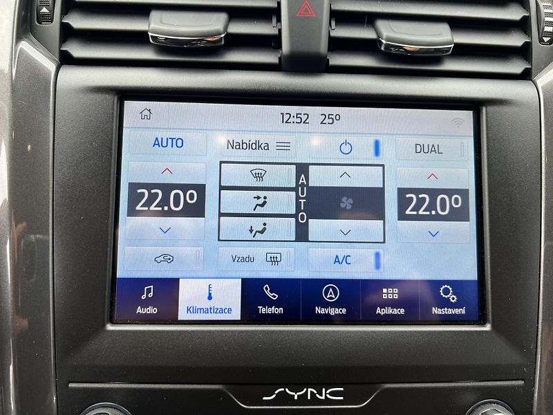 Ford Mondeo (2019) 2.0TDCi*110KW*Kamera - fotka 20 z 39