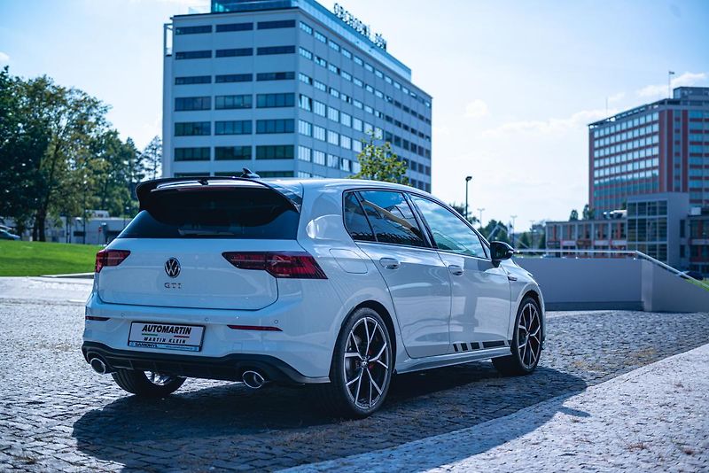 Volkswagen Golf (2022) GTI Clubsport 2,0 TSI 7DSG - fotka 8 z 23