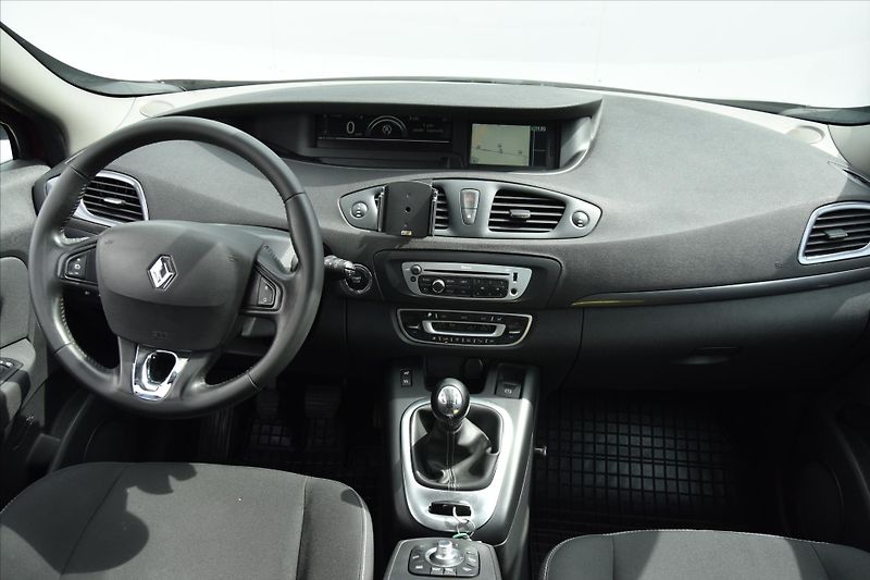 Renault Scénic 1.2 TCe 97kW LIMITED 7-MÍST ČR - fotka 15 z 28