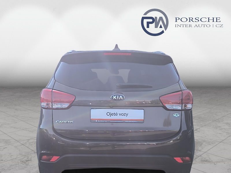 Kia Carens 1.6 i - fotka 9 z 26