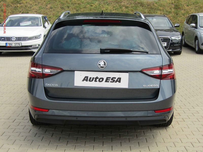 Škoda Superb (2016) 1.6TDI, servis.kniha - fotka 5 z 20