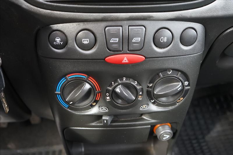 Fiat Punto 1,2 8V  Tažné - fotka 10 z 15