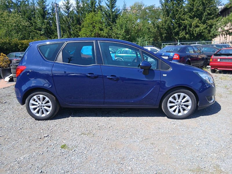 Opel Meriva 1.6 cdti, r.v. 2016, ALU - fotka 10 z 37
