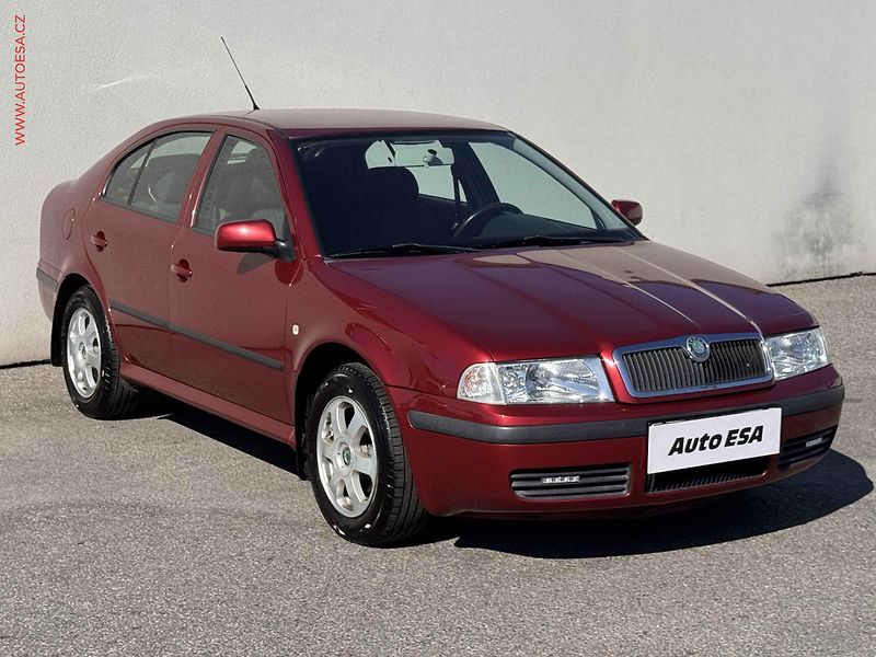 Škoda Octavia (2004) 1.6i, ČR, Klima - fotografie inzerátu