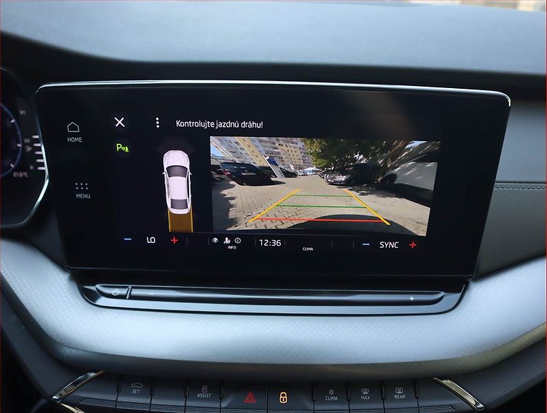 Škoda Octavia (2022) Ambition Plus 1.0 TSI e-tec - fotka 17 z 24