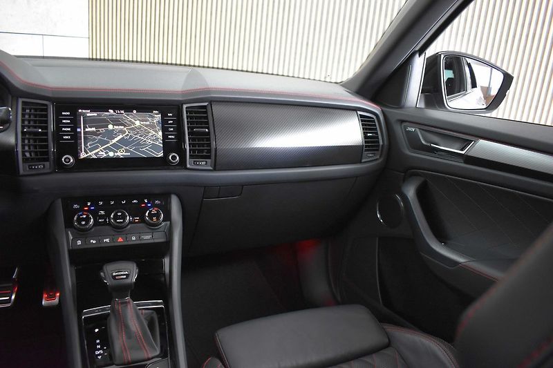 Škoda Kodiaq RS 2.0 TSI 180kW 4x4*DPH*ČR 1M - fotka 9 z 52