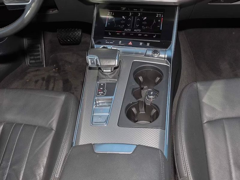Audi A6 50TFSIe quattro Kůže Kam Asist - fotka 9 z 12