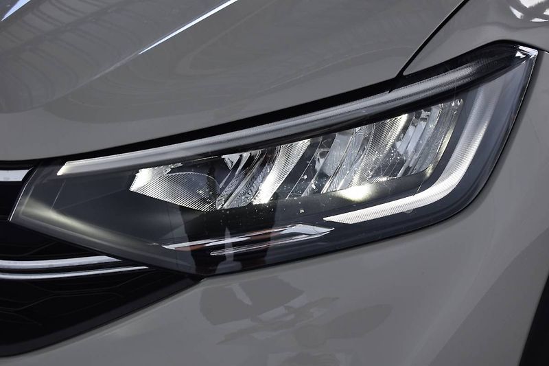 Volkswagen Taigo (2023) 1.0TSI 70kW, Manuál - fotka 22 z 23