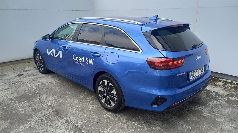 Kia Ceed SW (2025) 1,5 T-GDi GPF TOP - fotka 6 z 14