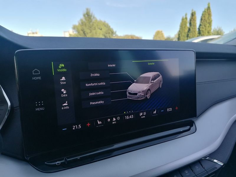 Škoda Octavia (2021) 1.4 TSi iV PHEV 150kW Plug in - fotka 21 z 39