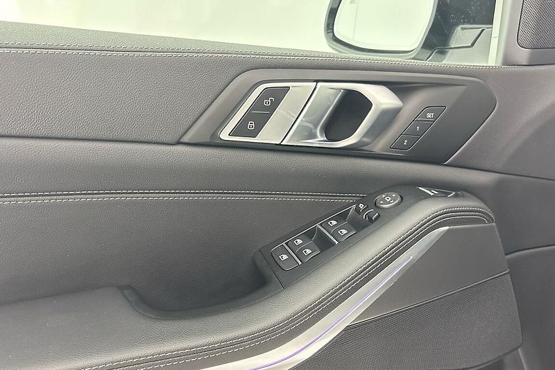 BMW X5 xDrive30d - fotka 16 z 30