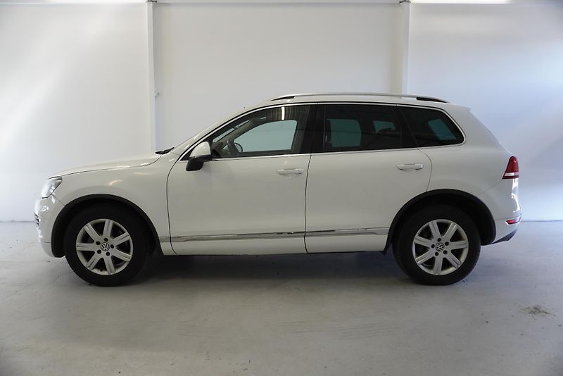 Volkswagen Touareg (2013) 3,6 V6 FSI AUTOMAT 4X4 KŮŽE - fotka 4 z 31