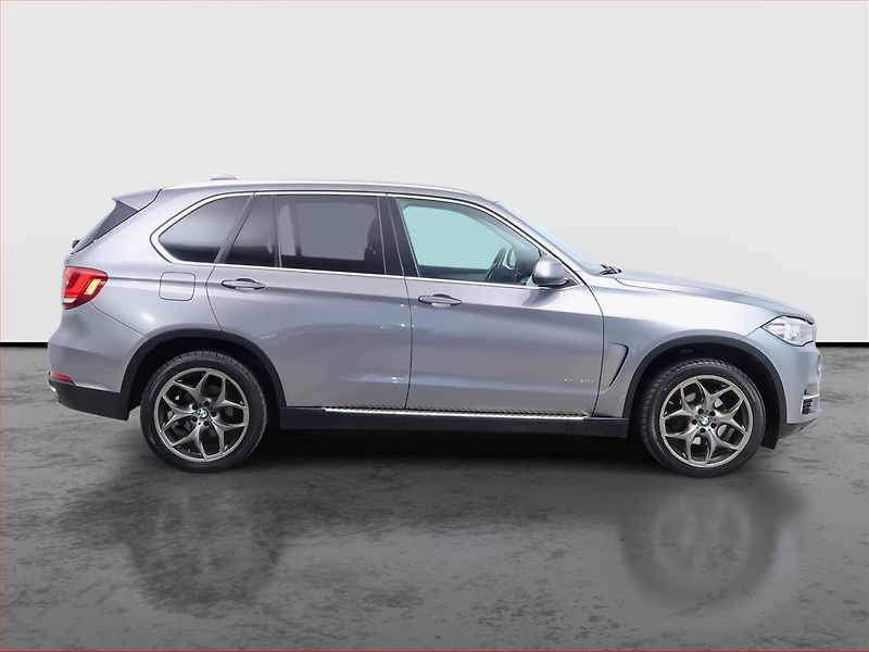 BMW X5 (2015) xDrive30d, 4X4, Automat - fotka 4 z 13