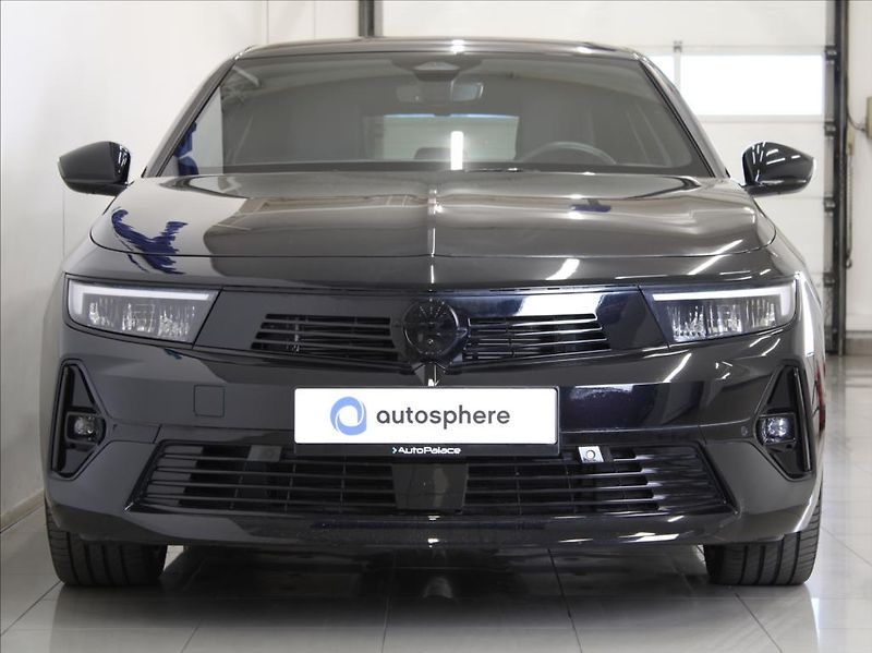 Opel Astra 1,6 PHEV 180k. GS-line 15tkm. - fotka 2 z 25